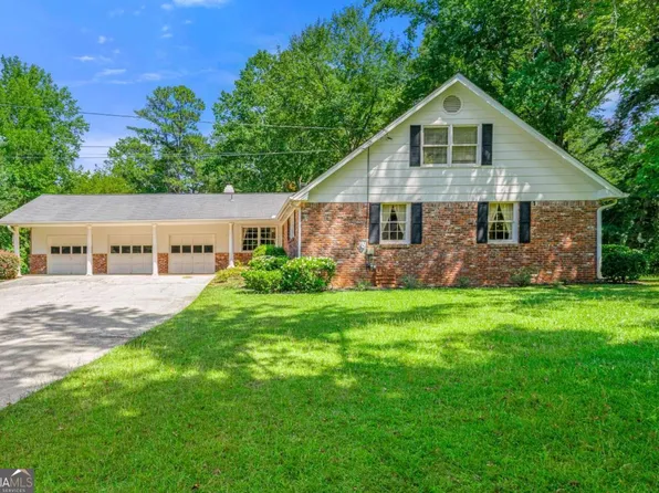 6640 Vogue Cir, Fairburn, GA 30213