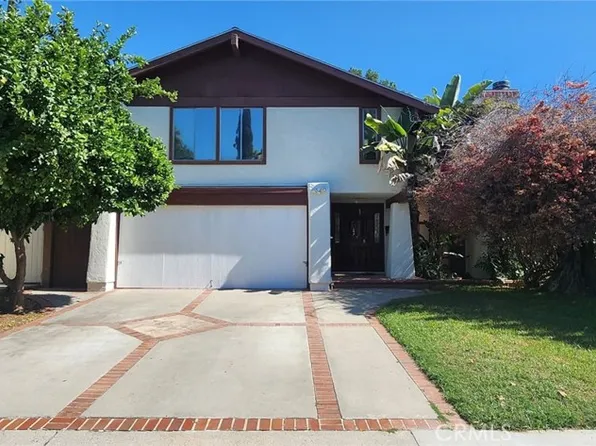 19957 Lorne St, Winnetka, CA 91306
