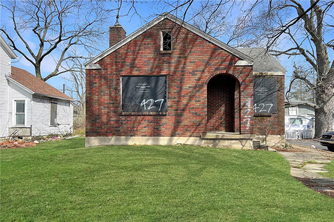 427 W Fairview Ave photo 1