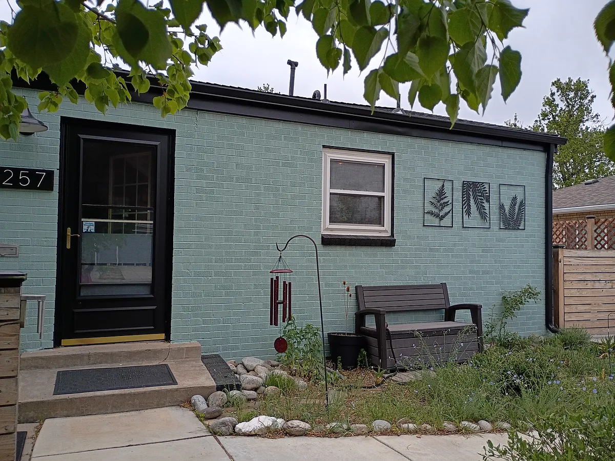 Building Photo - 2257 S Dexter St