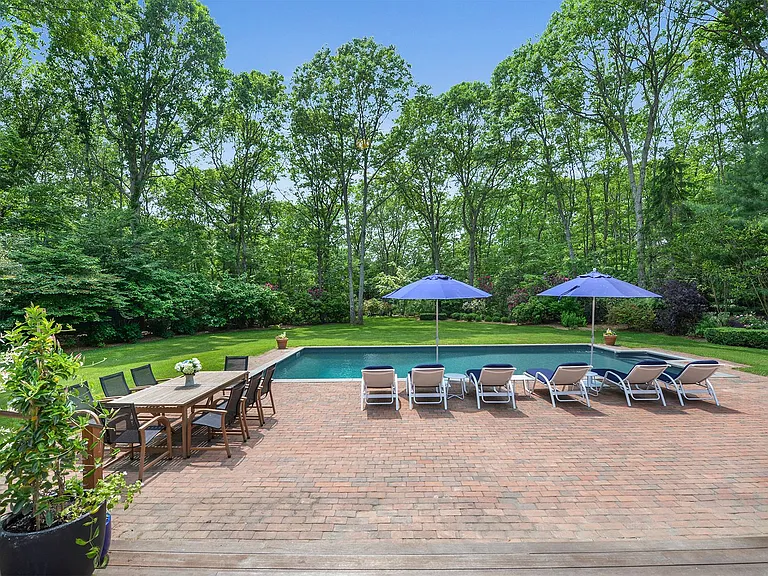340 Wainscott Harbor Rd — Photo 4