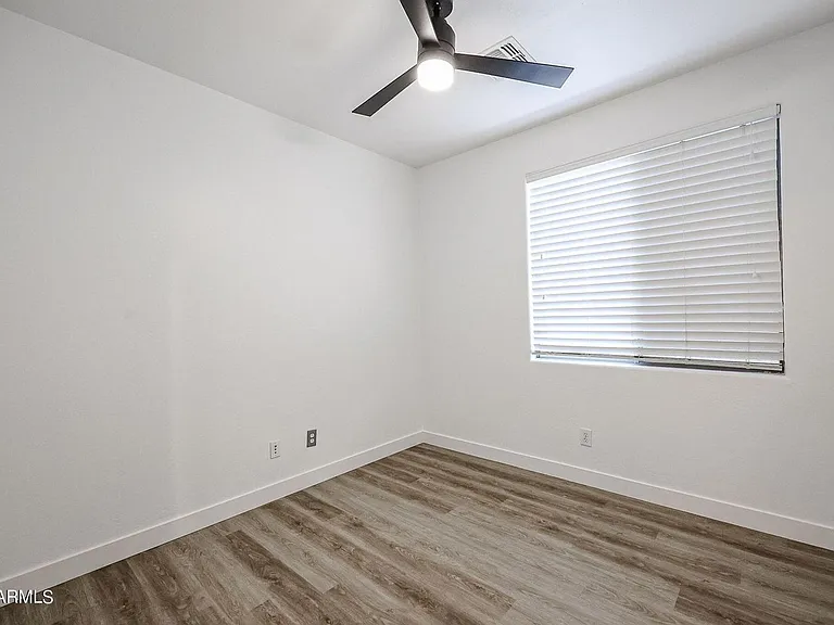 39768 N High Noon Way — Photo 20