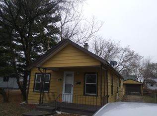 11093 Essex Ave, Warren, MI 48089