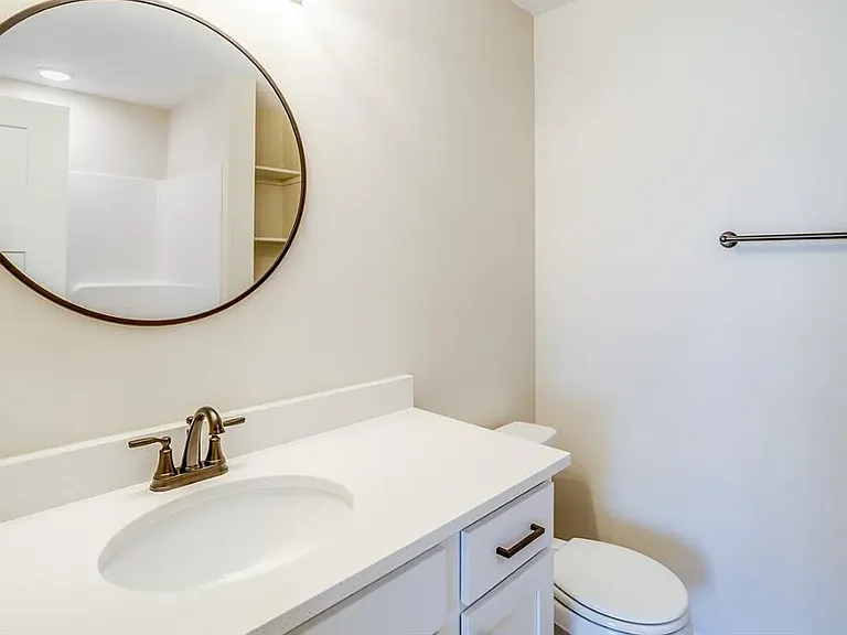 190 W Mendocino — Photo 12