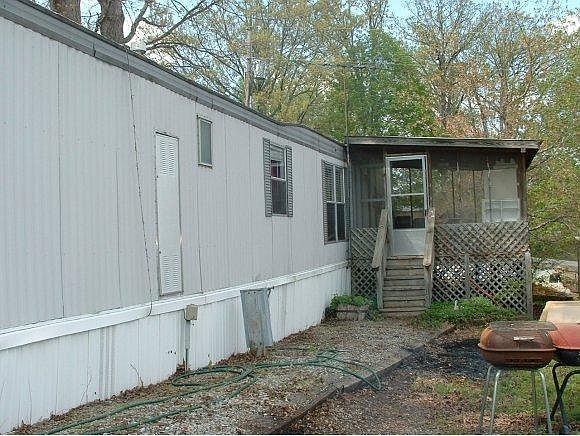 2nd image of 91 Oak Ln