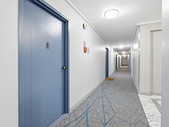 3rd image of 922 24th St NW APT 418