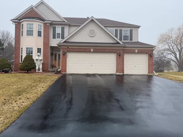 3816 Parsons Rd, Carpentersville, IL 60110