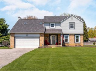 142 Blacks Rd, Pataskala, OH 43062