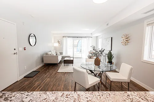 515 McMillan Ave #2 Photo 1