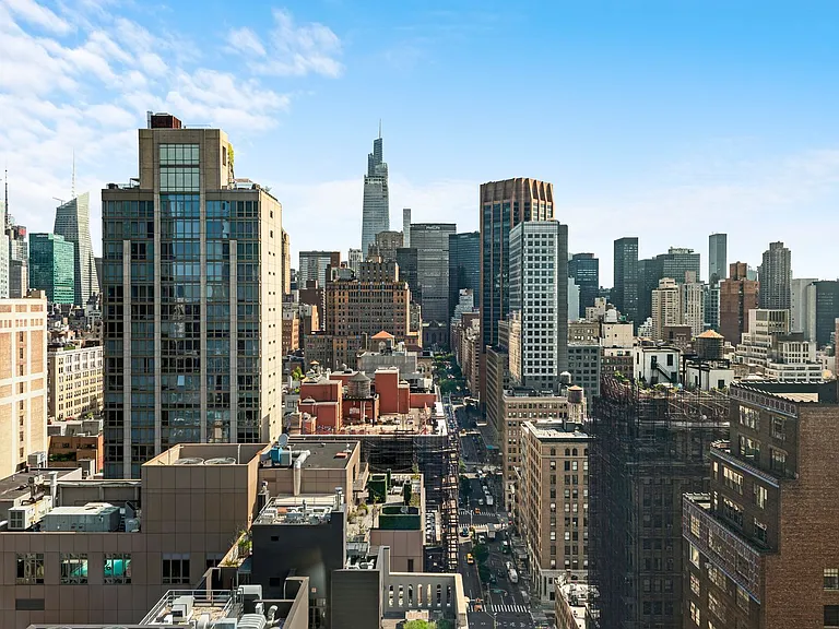 400 Park Ave S #28C — Photo 6