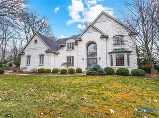 5352 Rymoor Dr, Sylvania, OH 43560