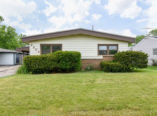 2204 Central Rd, Rolling Meadows, IL 60008