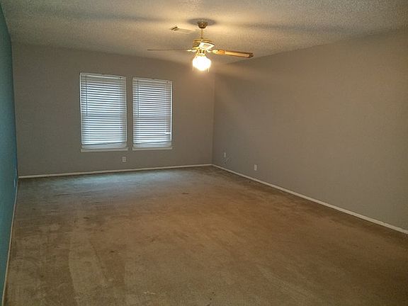 3rd image of 7338 Hunters Land