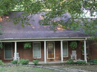 1530 Coleman St NW, Hartselle, AL 35640