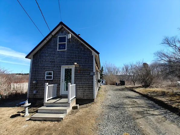 16 Glenwood Avenue, Rockland, ME 04841