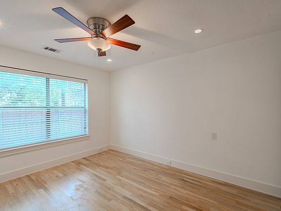 5th image of 5017 Manett St #101