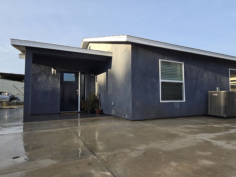 1st image of 530 W 3rd St #A