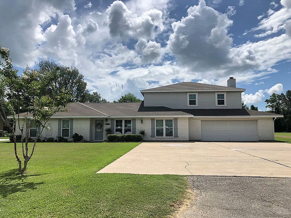 1st image of 10931 Koelemay Dr