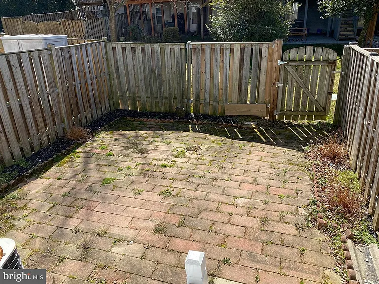 18952 Ebbtide Cir — Photo 13
