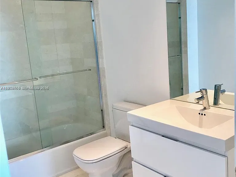 17111 Biscayne Blvd #408 — Photo 4