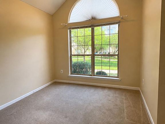 4th image of 1103 Foxmeadow Dr #1103