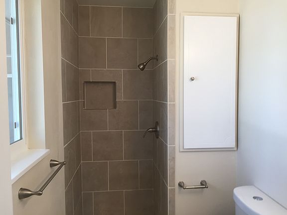 5th image of 2917 Harp Ct