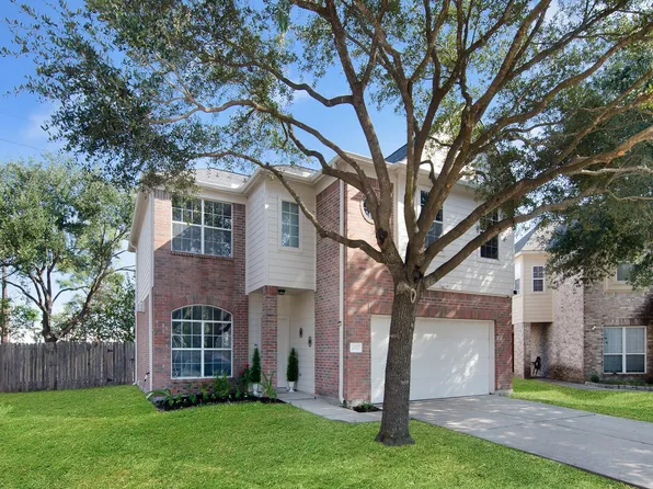 22527 Hamlet Park Ct, Spring, TX 77373