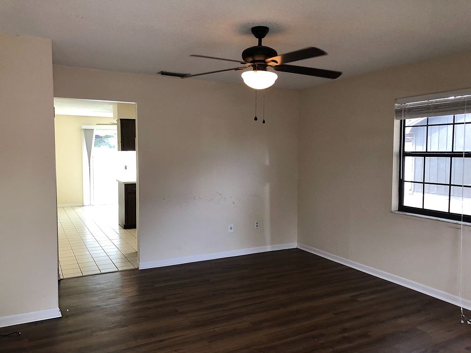 1st image of 901 E Lemon St APT A
