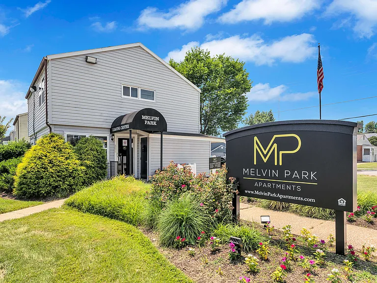 Melvin Park — Photo 35