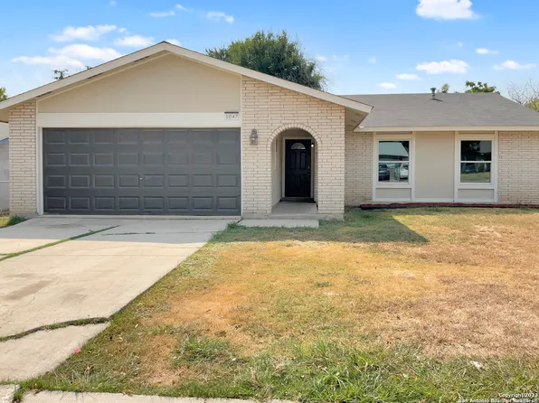 1047 HICKORY TRAIL ST, San Antonio, TX 78245