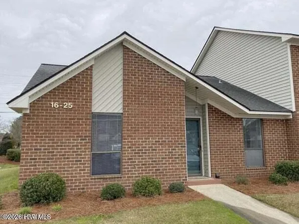 16 Upton Ct, Greenville, NC 27858