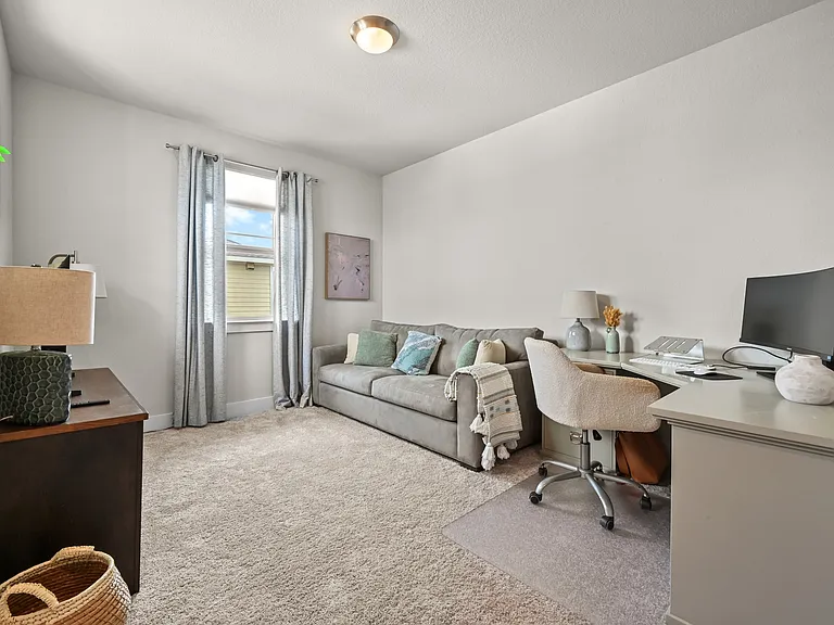 8400 Ausblick Ave — Photo 22