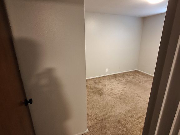 5th image of 534 W 530 S