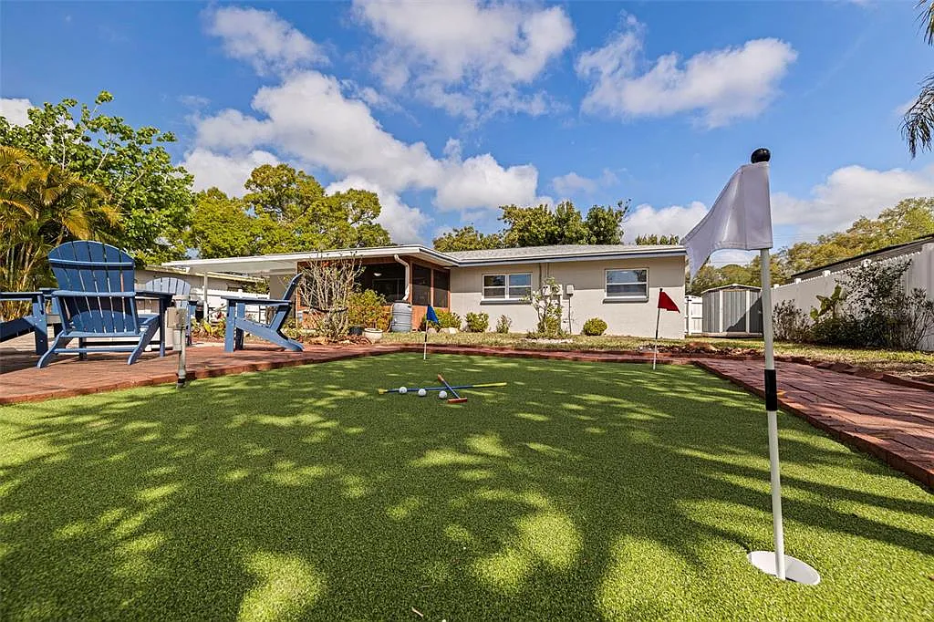3 bed, 2.0 bath, 1278 sqft, $3,800 — Photo 4
