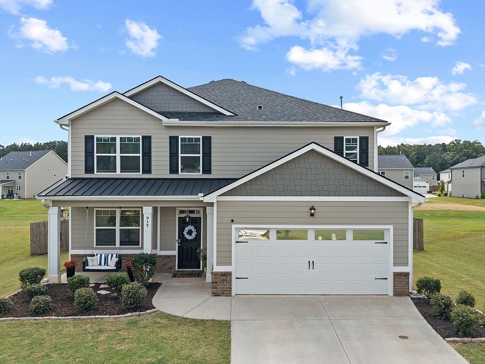 1st image of 915 Graham Campbell Ln
