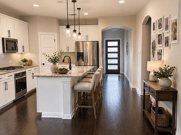 3rd image of 165 Cascata Way