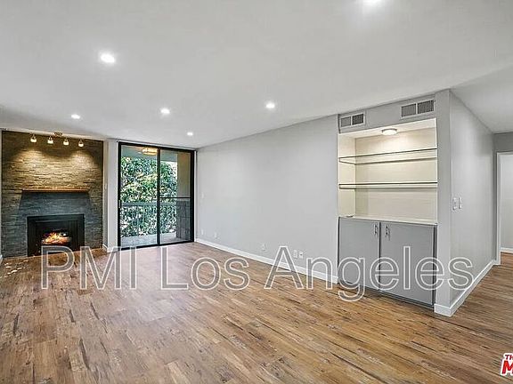 3rd image of 1230 N Sweetzer Ave APT 210