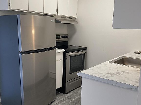 3rd image of 24801-24901 Jefferson Ave #17567259