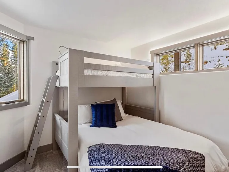 712 High Point Dr — Photo 13