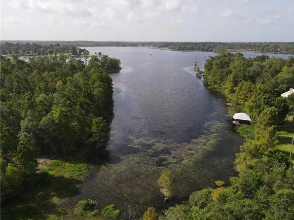 107 Old Levee Rd, Montgomery, LA 71454