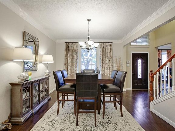 5th image of 2120 Gisbourne Dr