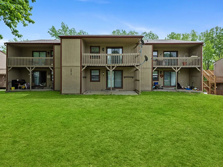 7009 N Chas Dr — Photo 25