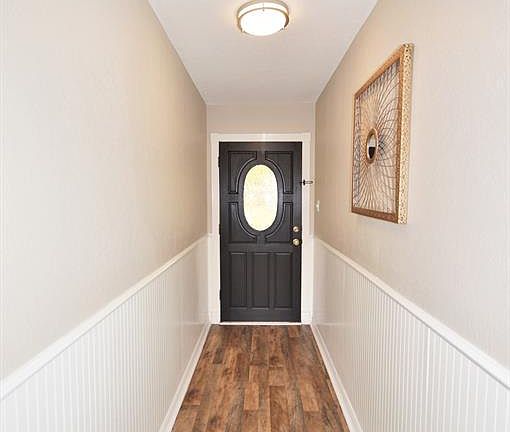 5th image of 6710 Meadowlark Dr