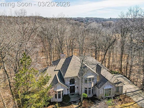 4th image of 4871 Cider Hill Dr