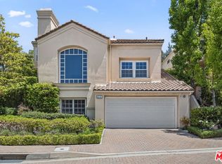 11737 Gwynne Ln, Los Angeles, CA 90077
