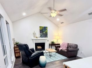 188 Candlelight Path, Hawkins, TX 75765