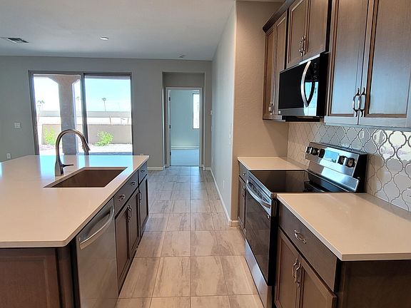 4th image of 4256 W Hanna Drive