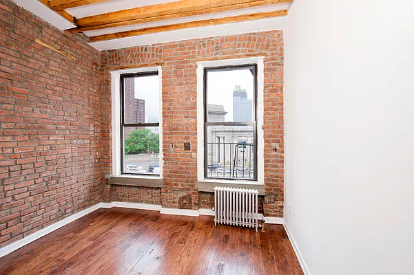 Rented by WRE Group | media 20