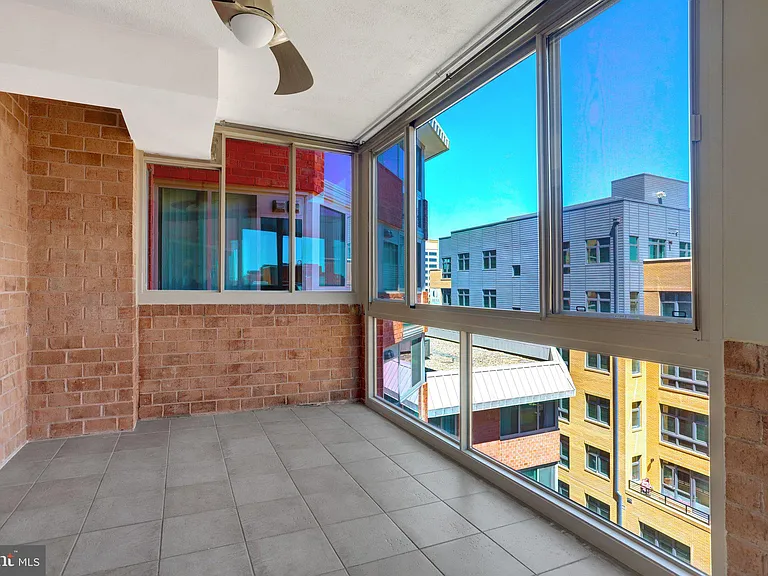 1001 N Vermont St #813 — Photo 8