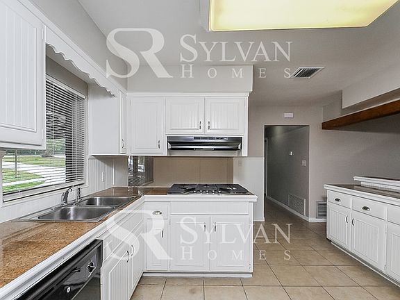 5th image of 1139 Circle Dr